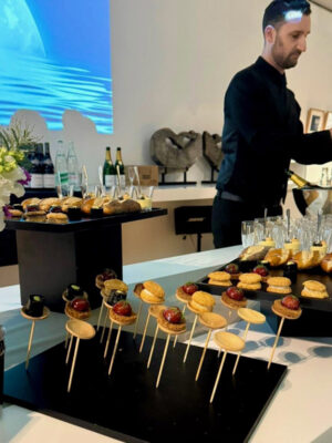 6c359403-08f6-4720-8368-44a4d8c2ac9a